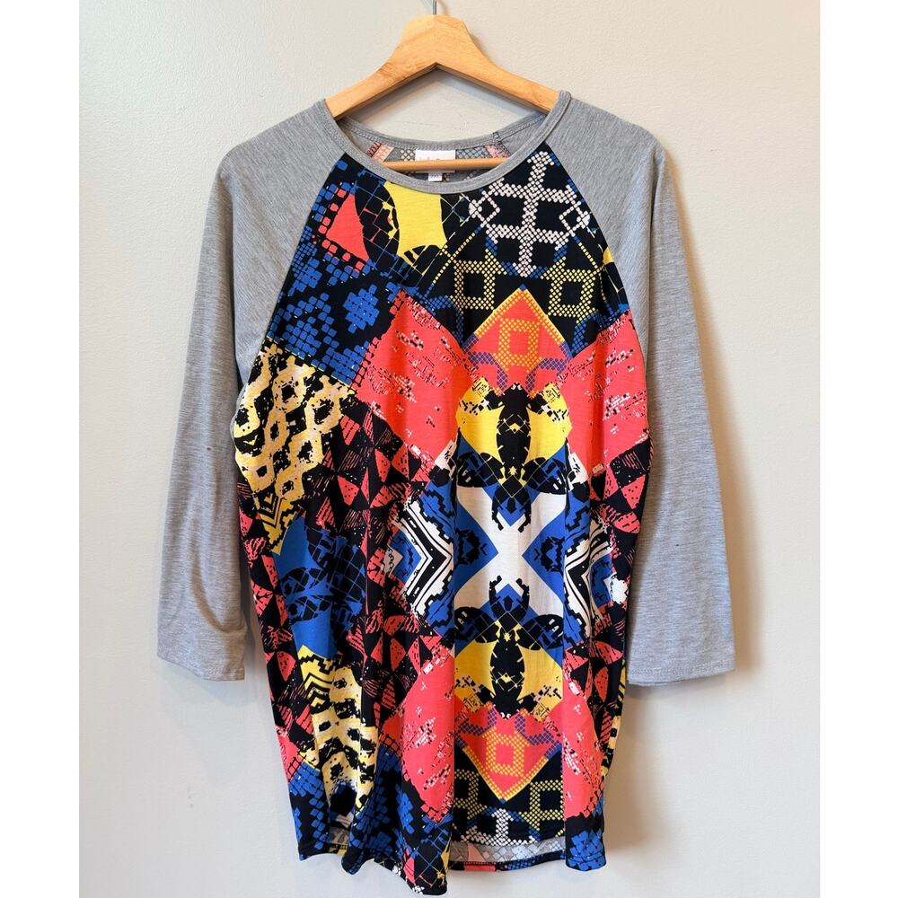 LuLaRoe Randy Raglan Tee 2XL Geometric Abstract Patchworkrk 3/4 Sleeve USA Made
